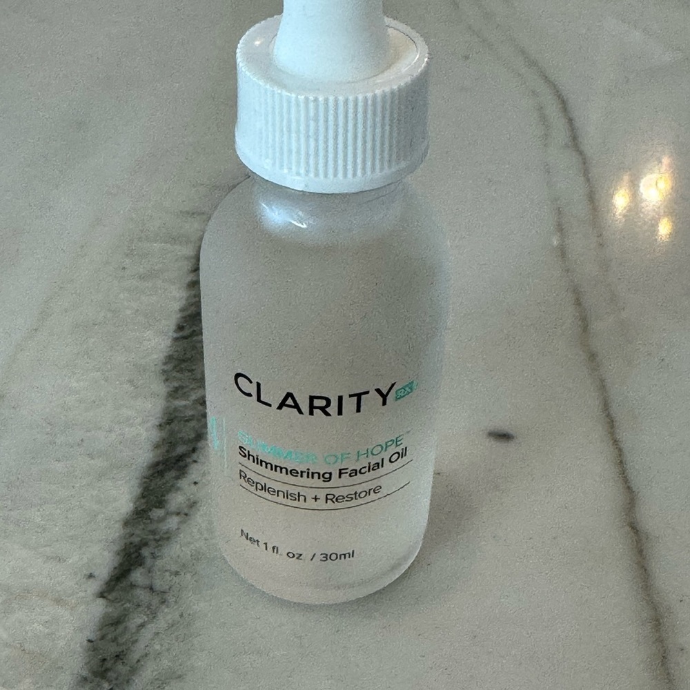 Clarity RX Glimmer of Hope Shimmering Face Oil- 1oz